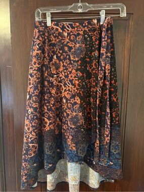 Women's Floral Midi Skirt in Navy and Rust